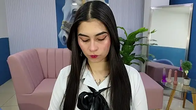 Snapshot of amy_lovelydoll chatting on May 9, 6:57 pm amy lovelydoll online show from May 9, 6:57 pm