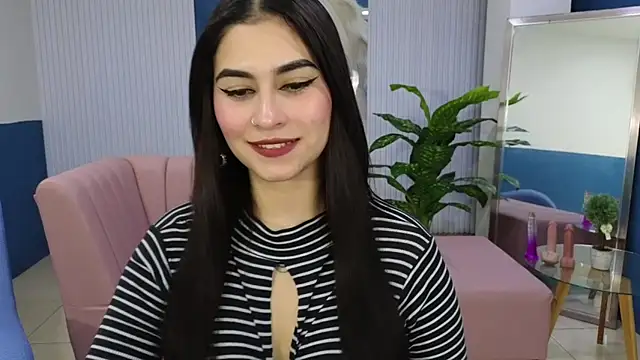 Snapshot of amy_lovelydoll chatting on May 12, 6:49 pm amy lovelydoll online show from May 12, 6:49 pm