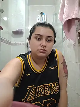 Snapshot of CurvyNoir chatting on November 28, 4:09 pm CurvyNoir online show from November 28, 4:09 pm