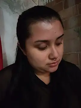 Snapshot of CurvyNoir chatting on December 20, 4:47 pm CurvyNoir online show from December 20, 4:47 pm