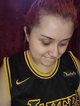 Snapshot of CurvyNoir chatting on January 15, 4:55 pm CurvyNoir online show from January 15, 4:55 pm