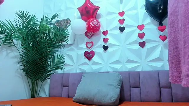 Snapshot of Anggie_Miller chatting on February 26, 10:14 am Anggie Miller online show from February 26, 10:14 am