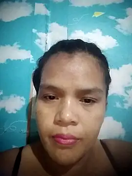 Snapshot of _simplecristy_ chatting on November 4, 11:53 am simplecristy online show from November 4, 11:53 am