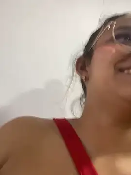 liahot69 online show from May 19, 12:49 am