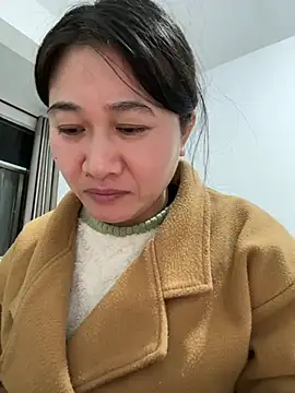 Snapshot of daaqnn chatting on January 9, 11:24 am daaqnn online show from January 9, 11:24 am