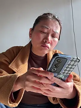 Snapshot of daaqnn chatting on January 18, 2:04 am daaqnn online show from January 18, 2:04 am