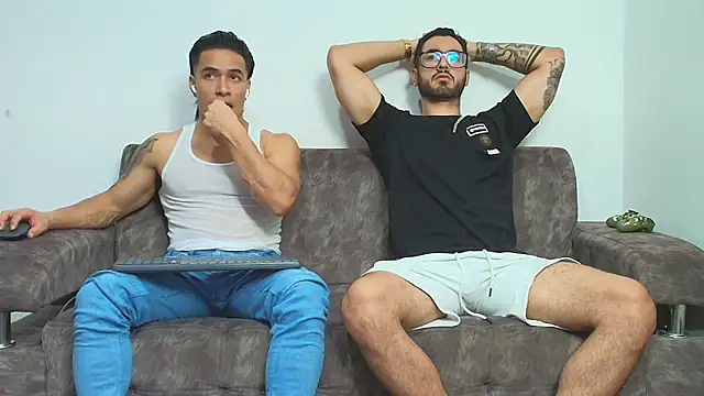 thebadboys05 online show from February 13, 4:52 am