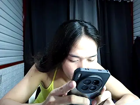 xwildflowerx online show from November 28, 2:03 am