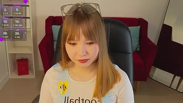 YourTanomi online show from November 4, 12:15 pm