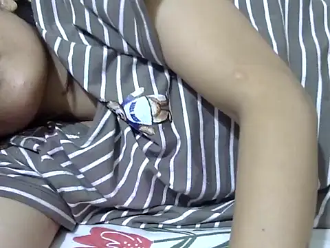 maira 33 online show from March 5, 4:25 pm