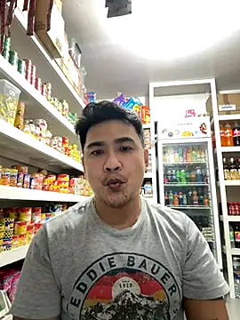 UncleLoverBoy1987 online show from November 4, 3:33 pm