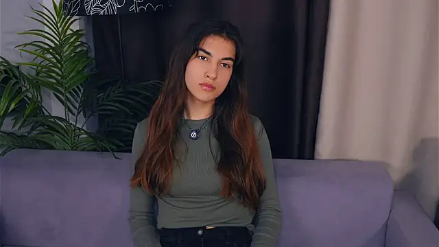 JoelleAter online show from November 1, 2:19 pm