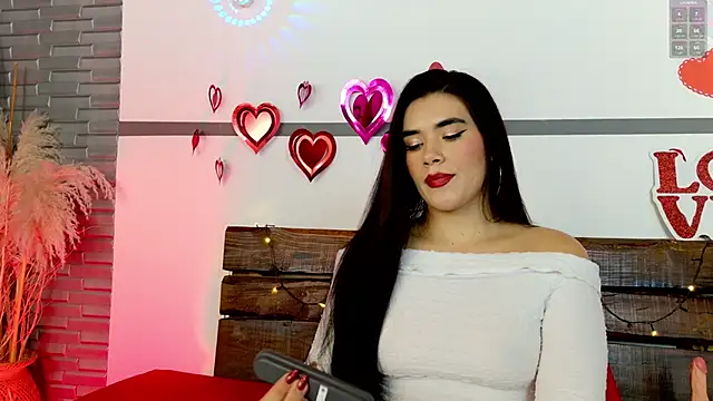 Snapshot of Oriana_03 chatting on February 12, 11:49 am Oriana 03 online show from February 12, 11:49 am