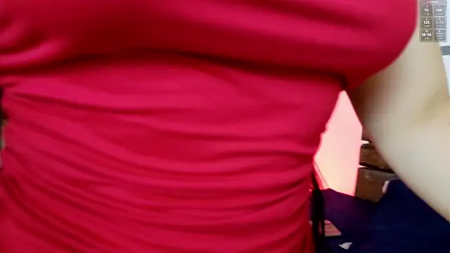 Snapshot of Oriana_03 chatting on April 1, 11:44 am Oriana 03 online show from April 1, 11:44 am