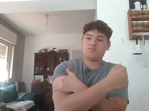 Myboy0020 online show from November 17, 12:33 pm