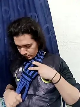 Snapshot of OnixAgata0 chatting on January 8, 2:03 am OnixAgata0 online show from January 8, 2:03 am