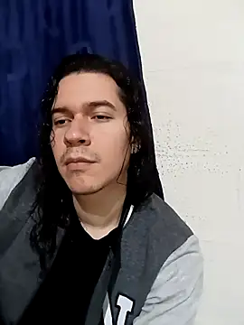 Snapshot of OnixAgata0 chatting on January 11, 1:43 am OnixAgata0 online show from January 11, 1:43 am