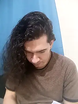 Snapshot of OnixAgata0 chatting on February 1, 12:42 am OnixAgata0 online show from February 1, 12:42 am