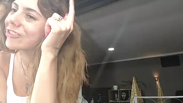 mickystrumia23 online show from December 16, 12:48 am