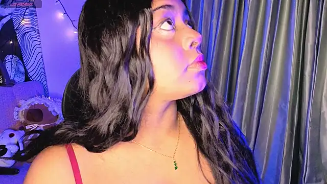 Snapshot of isUzumaki chatting on January 10, 3:30 am isUzumaki online show from January 10, 3:30 am