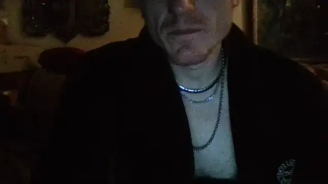 jigglethaypussi online show from December 1, 1:32 am