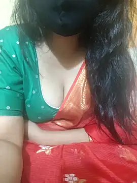 Snapshot of mouni499 chatting on April 28, 5:40 pm mouni499 online show from April 28, 5:40 pm