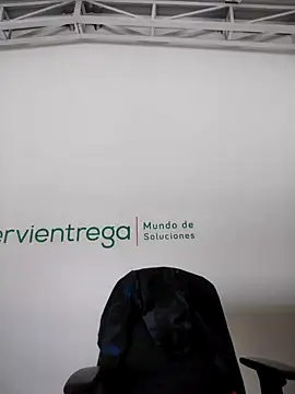 Snapshot of Andy-ss chatting on November 1, 4:53 pm Andy-ss online show from November 1, 4:53 pm