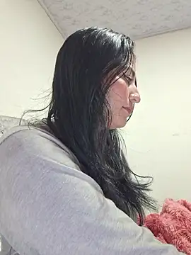 Snapshot of GISELLA__ chatting on January 16, 10:52 am GISELLA online show from January 16, 10:52 am