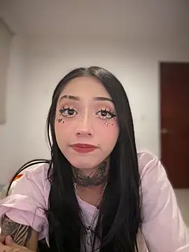 JIORYOvO online show from January 17, 2:49 am