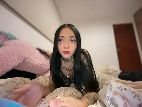 Snapshot of JIORYOvO chatting on March 10, 3:00 am JIORYOvO online show from March 10, 3:00 am