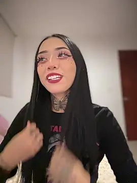 Snapshot of JIORYOvO chatting on March 22, 2:37 am JIORYOvO online show from March 22, 2:37 am