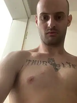 Snapshot of Manfredini607452 chatting on February 9, 9:08 pm Manfredini607452 online show from February 9, 9:08 pm