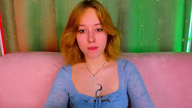 Snapshot of RikkiChoco chatting on April 20, 10:33 pm RikkiChoco online show from April 20, 10:33 pm