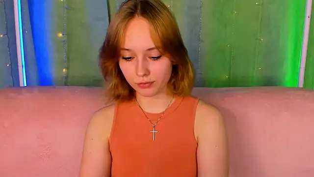 Snapshot of RikkiChoco chatting on April 28, 8:30 am RikkiChoco online show from April 28, 8:30 am