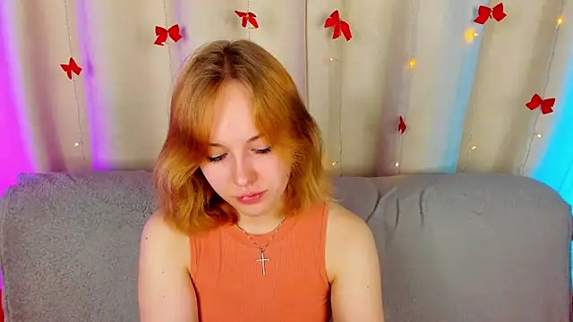 Snapshot of RikkiChoco chatting on May 3, 1:22 am RikkiChoco online show from May 3, 1:22 am