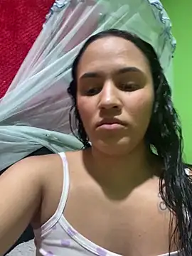 Snapshot of Ivy_08 chatting on December 21, 3:13 am Ivy 08 online show from December 21, 3:13 am