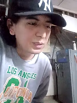 Snapshot of sexboyfit chatting on November 2, 5:54 am sexboyfit online show from November 2, 5:54 am