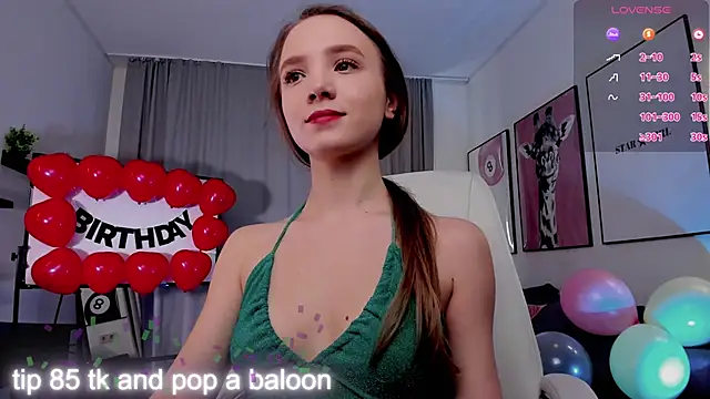 Snapshot of Adria_Arjona chatting on January 13, 7:46 am Adria Arjona online show from January 13, 7:46 am