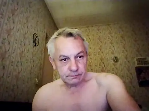 Snapshot of Naturi6 chatting on March 10, 2:16 am Naturi6 online show from March 10, 2:16 am