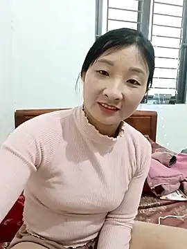 Snapshot of wees-lind chatting on January 13, 1:33 am wees-lind online show from January 13, 1:33 am