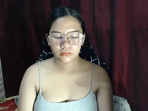 hotsexyreb online show from March 13, 3:35 am