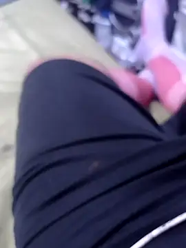 Snapshot of KARNEs24666 chatting on January 12, 1:00 am KARNEs24666 online show from January 12, 1:00 am