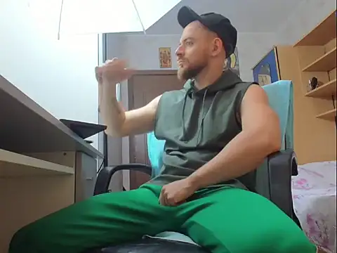 Ryanstone  online show from November 6, 3:51 am