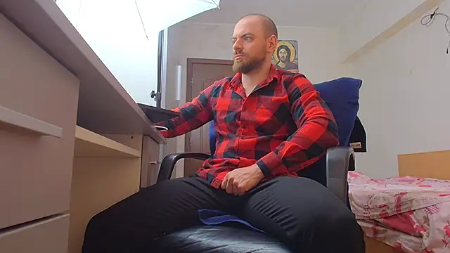 Ryanstone  online show from May 2, 3:44 am
