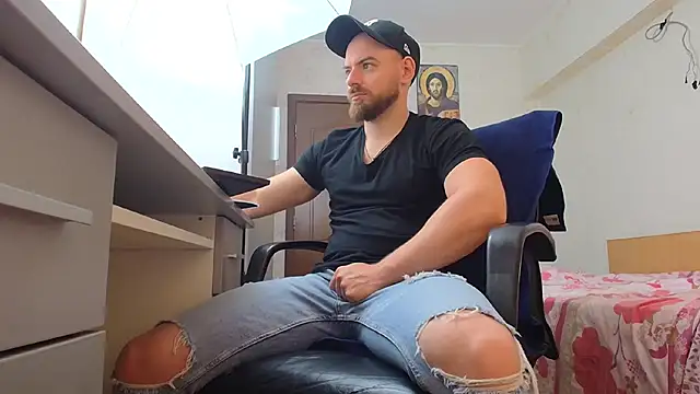 Ryanstone  online show from May 8, 4:51 am