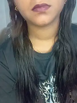 Neha533 online show from May 18, 6:36 pm