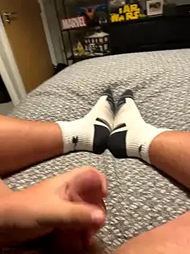 Snapshot of ChubbyBrit chatting on November 4, 7:29 am ChubbyBrit online show from November 4, 7:29 am