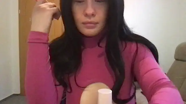 Ameliiya online show from February 11, 3:28 pm