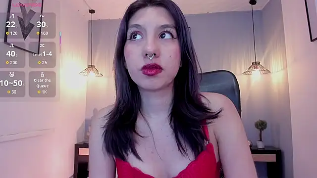 zoe-moreau online show from February 14, 8:05 pm