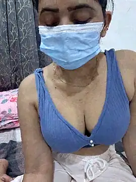Aarti909090 online show from May 29, 2:48 pm